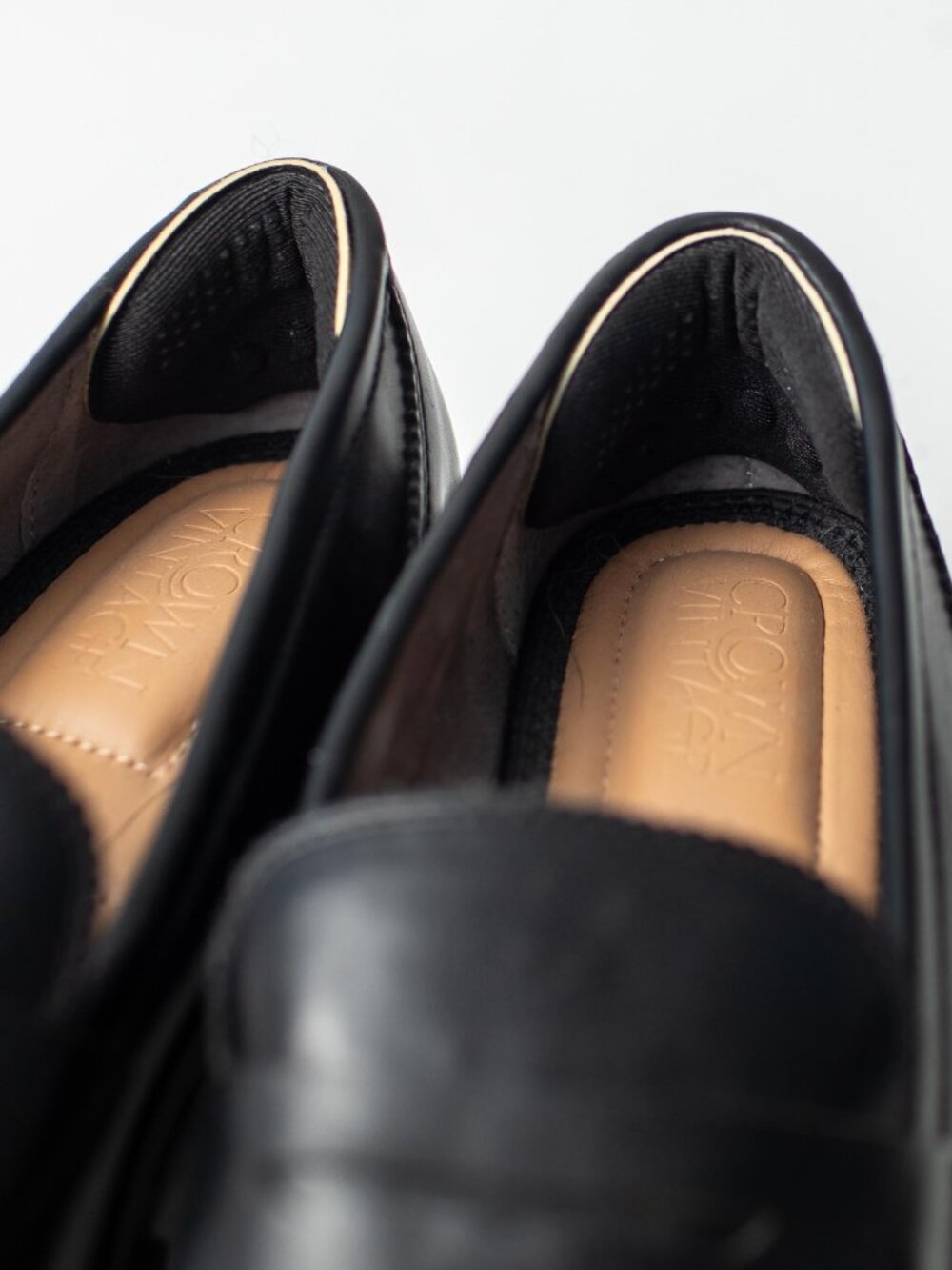 Crown Vintage Women's Size 8 Black Faux Leather Slip-On Penny Loafers - Picture 6 of 7